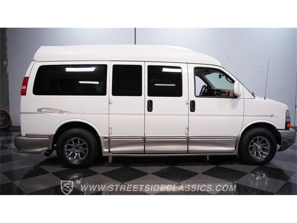 2007 Chevrolet Express - Image 13 of 31