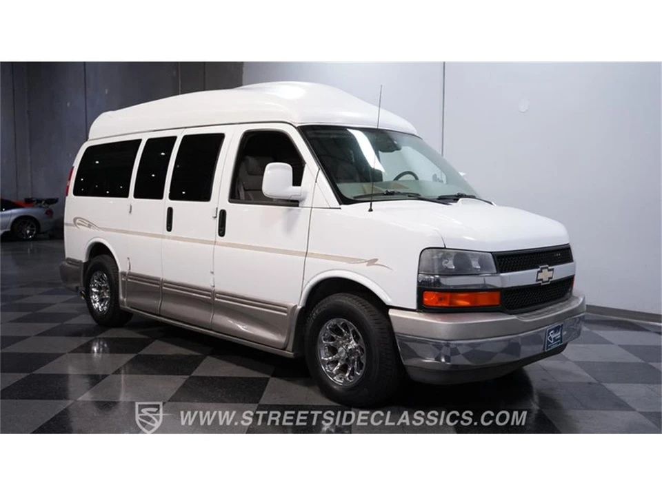 2007 Chevrolet Express - Image 14 of 31