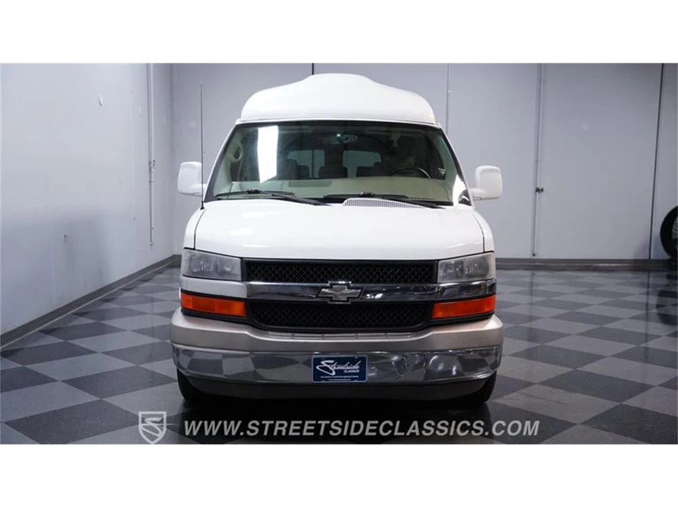 2007 Chevrolet Express - Image 16 of 31