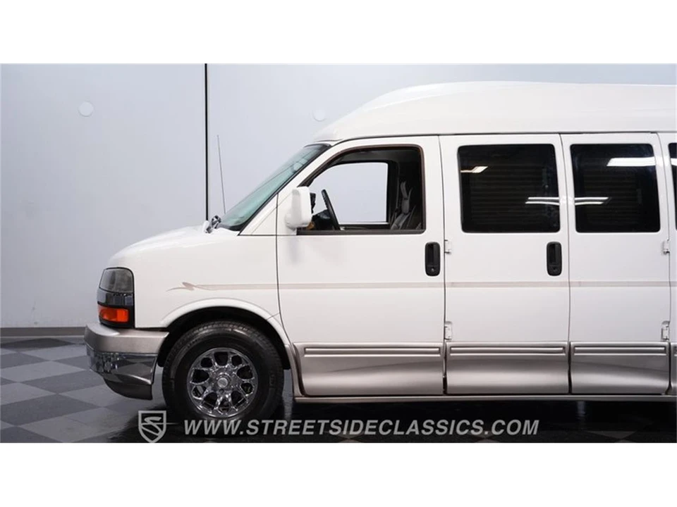 2007 Chevrolet Express - Image 20 of 31
