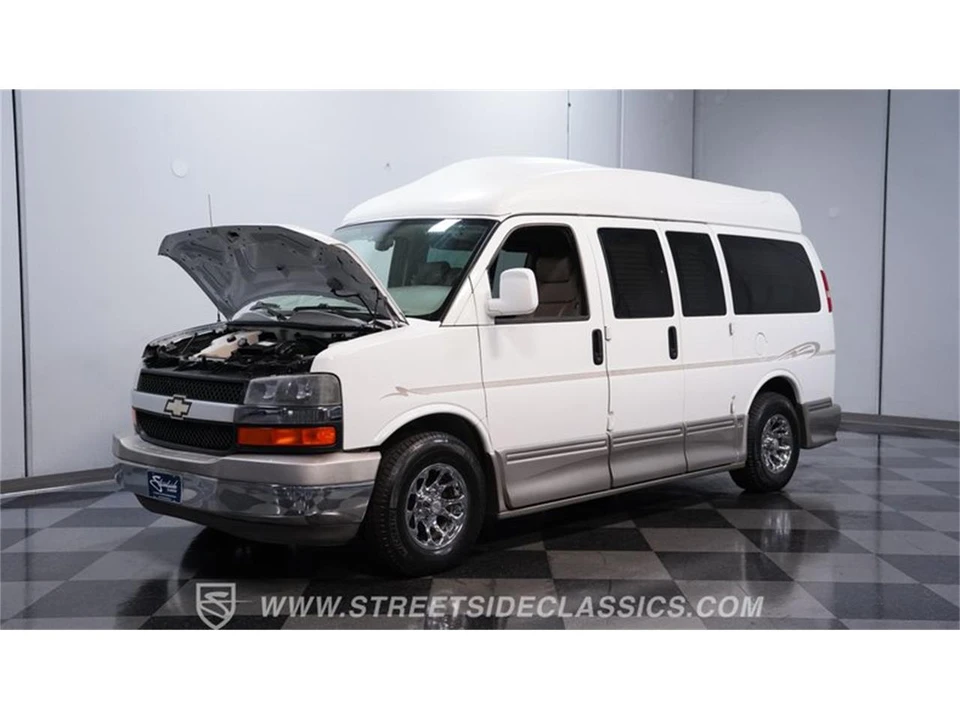 2007 Chevrolet Express - Image 26 of 31