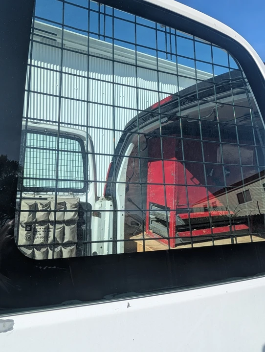 2007 Chevrolet Express - Image 13 of 17