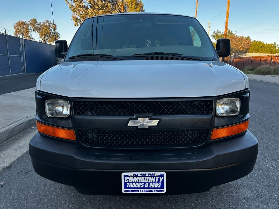 2007 Chevrolet Express - Image 2 of 21