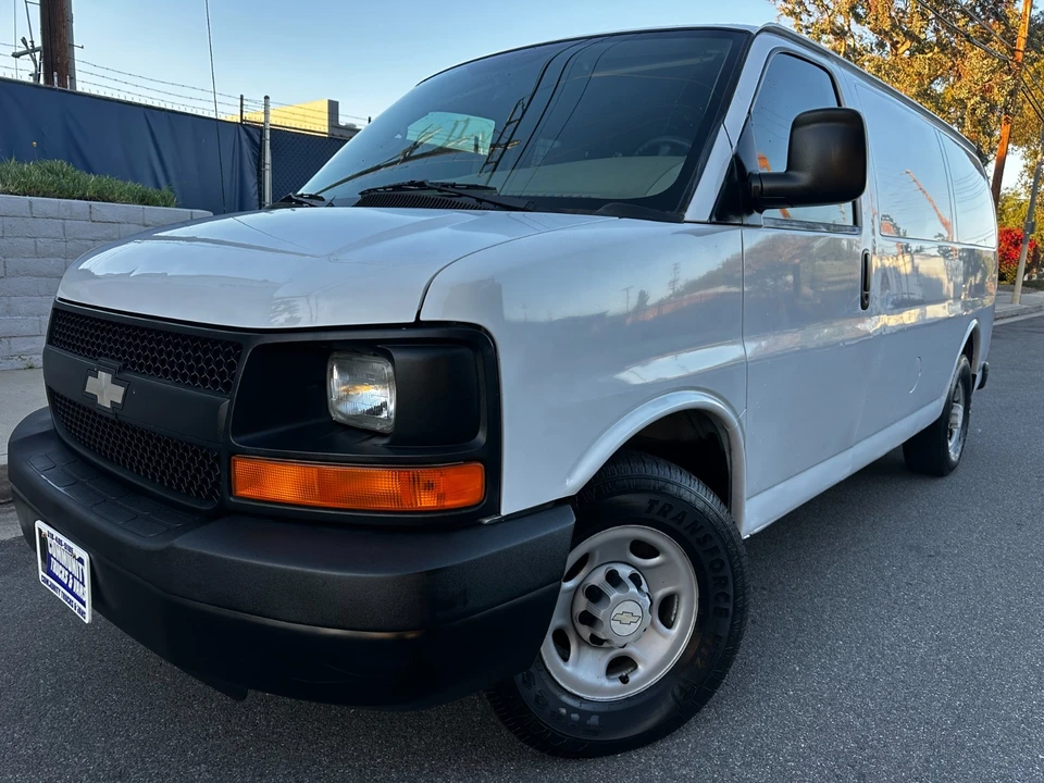 2007 Chevrolet Express - Image 3 of 21