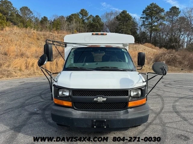 2007 Chevrolet Express - Image 2 of 12