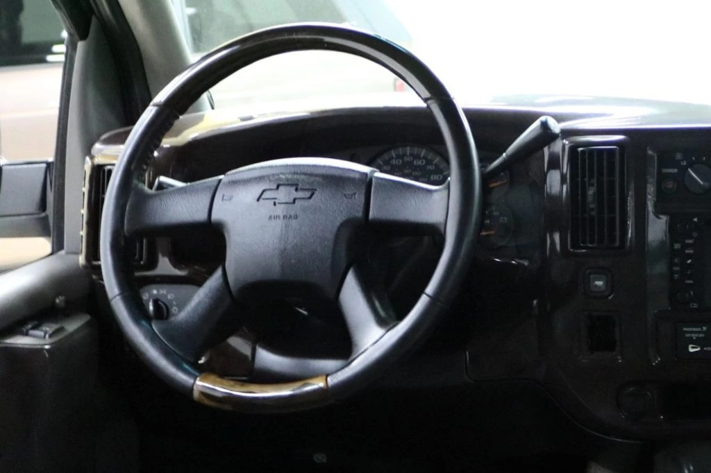 2007 Chevrolet Express - Image 5 of 8
