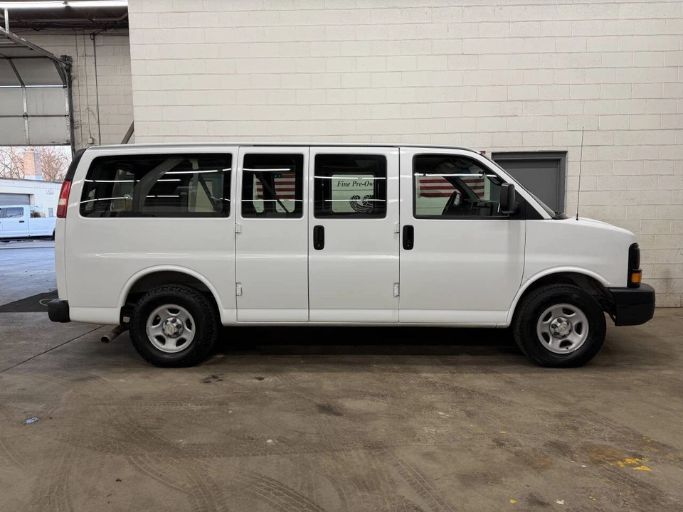2007 Chevrolet Express - Image 12 of 12