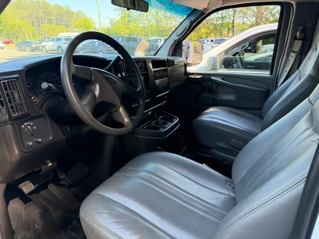 2007 Chevrolet Express - Image 4 of 6