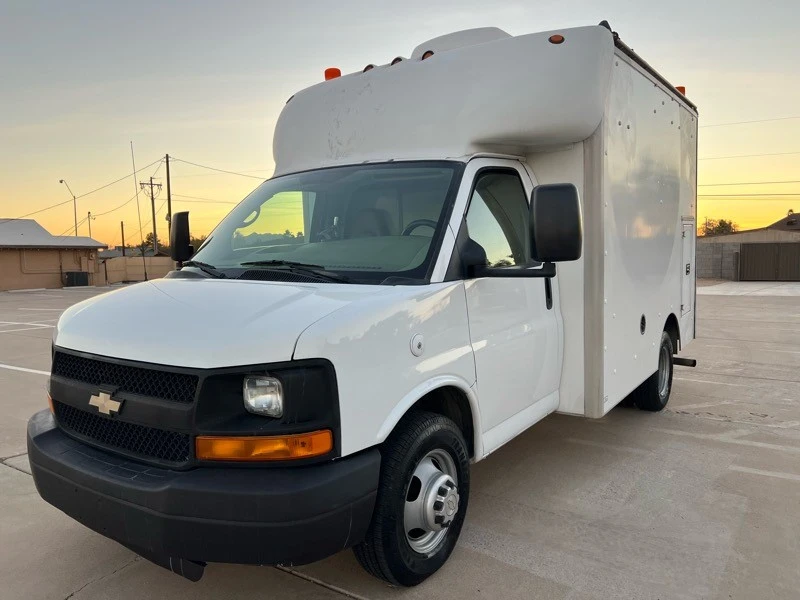 2007 Chevrolet Express - Image 2 of 21