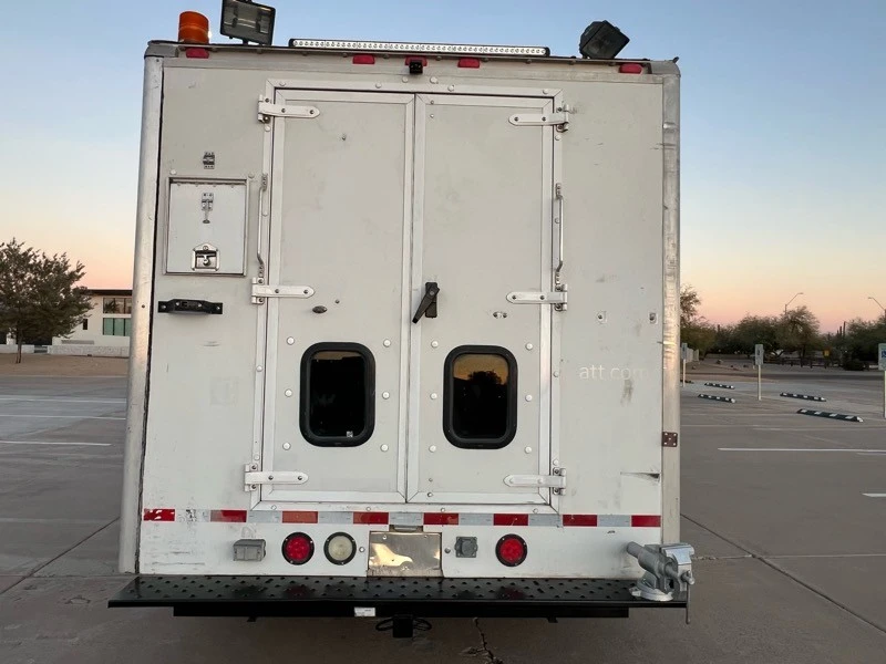 2007 Chevrolet Express - Image 4 of 21