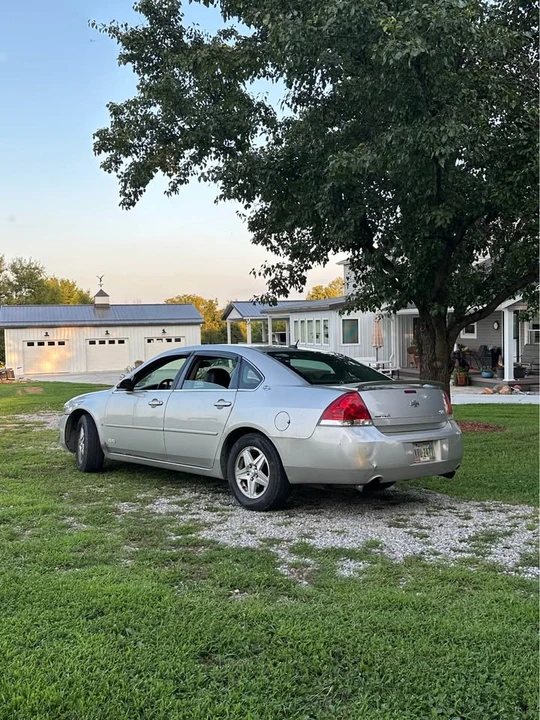 2007 Chevrolet Impala 9th Gen - Image 2 of 12