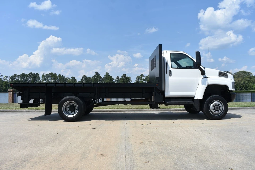 2007 Chevrolet Kodiak - Image 3 of 12