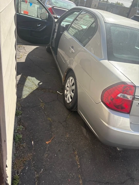 2007 Chevrolet Malibu - Image 12 of 17