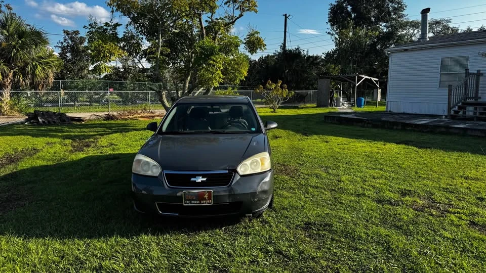 2007 Chevrolet Malibu - Image 2 of 8