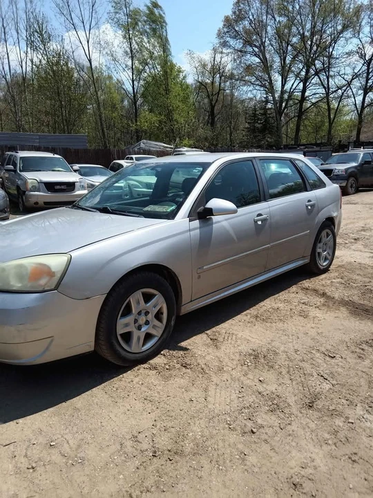 2007 Chevrolet Malibu - Image 2 of 7