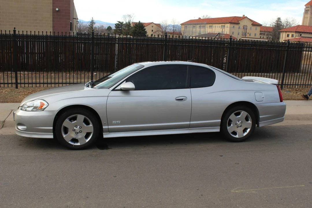 2007 Chevrolet Monte Carlo 6th Gen - Image 2 of 19