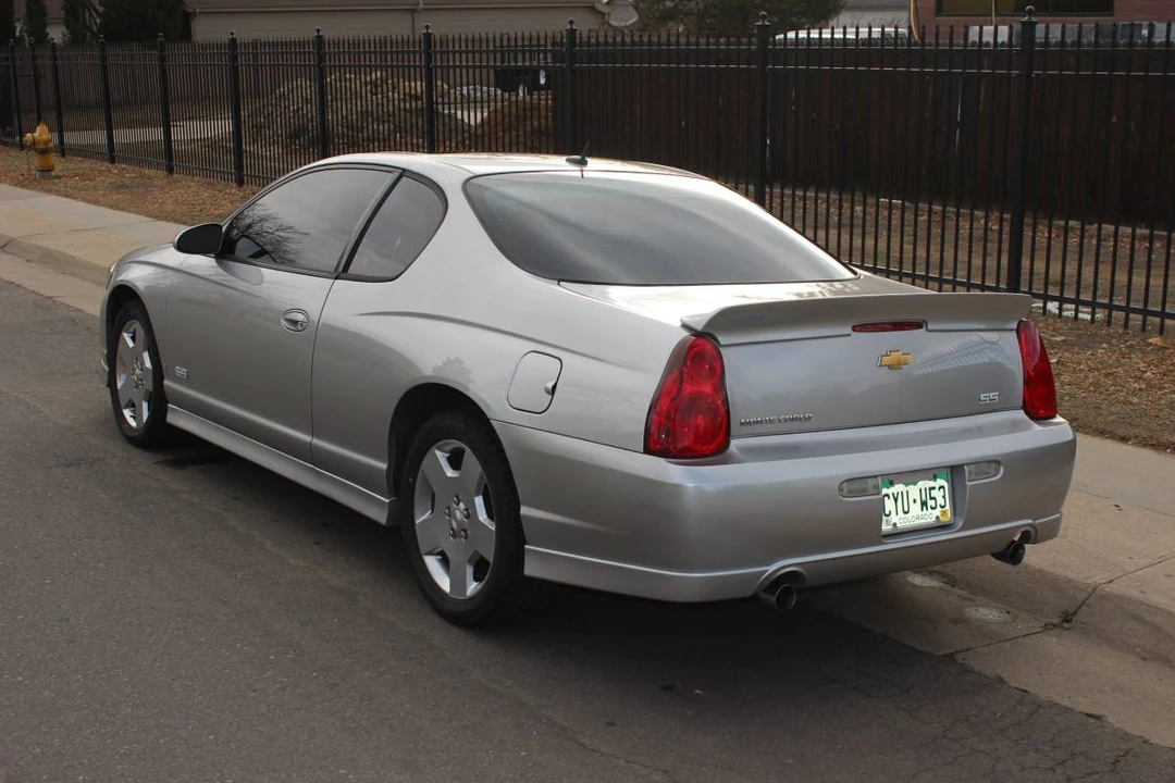 2007 Chevrolet Monte Carlo 6th Gen - Image 3 of 19