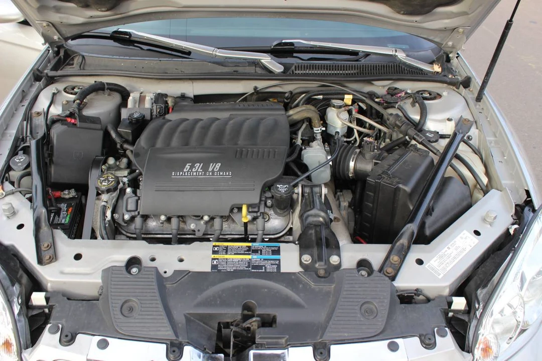 2007 Chevrolet Monte Carlo 6th Gen - Image 15 of 19