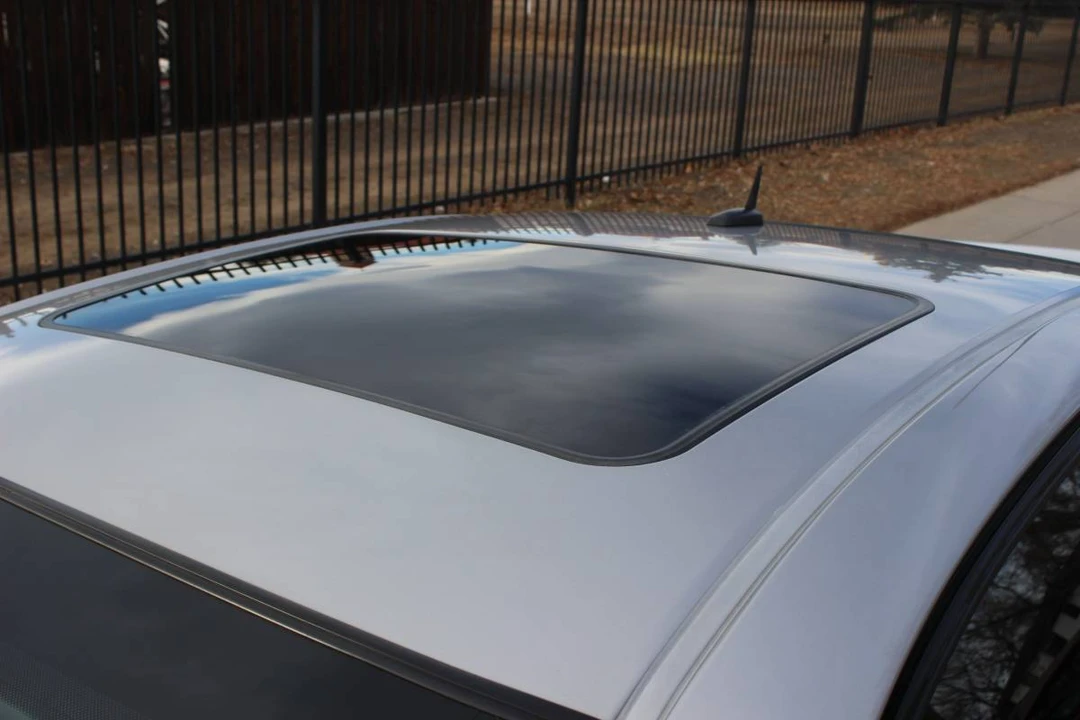 2007 Chevrolet Monte Carlo 6th Gen - Image 14 of 19