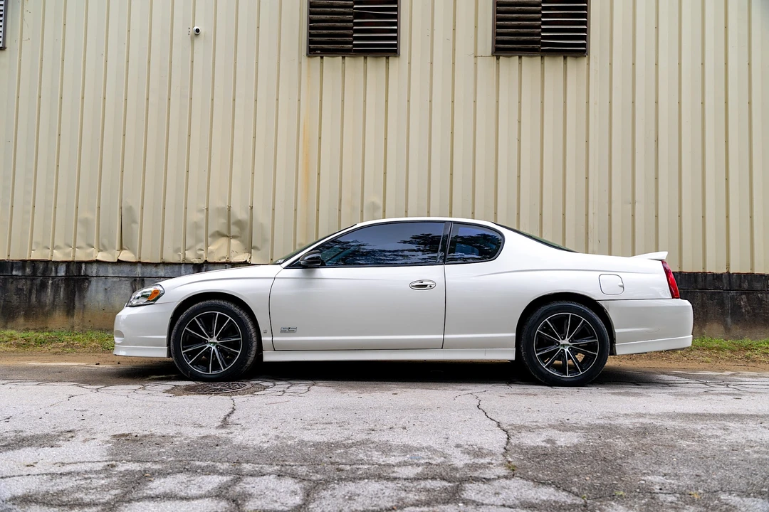 2007 Chevrolet Monte Carlo 6th Gen - Image 3 of 31
