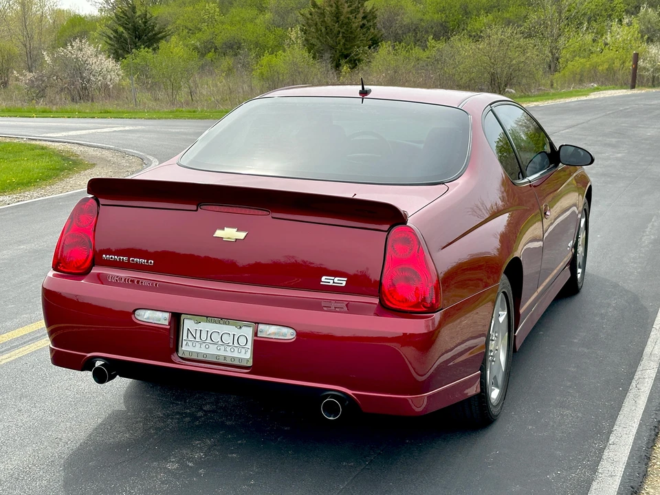 2007 Chevrolet Monte Carlo 6th Gen - Image 10 of 31
