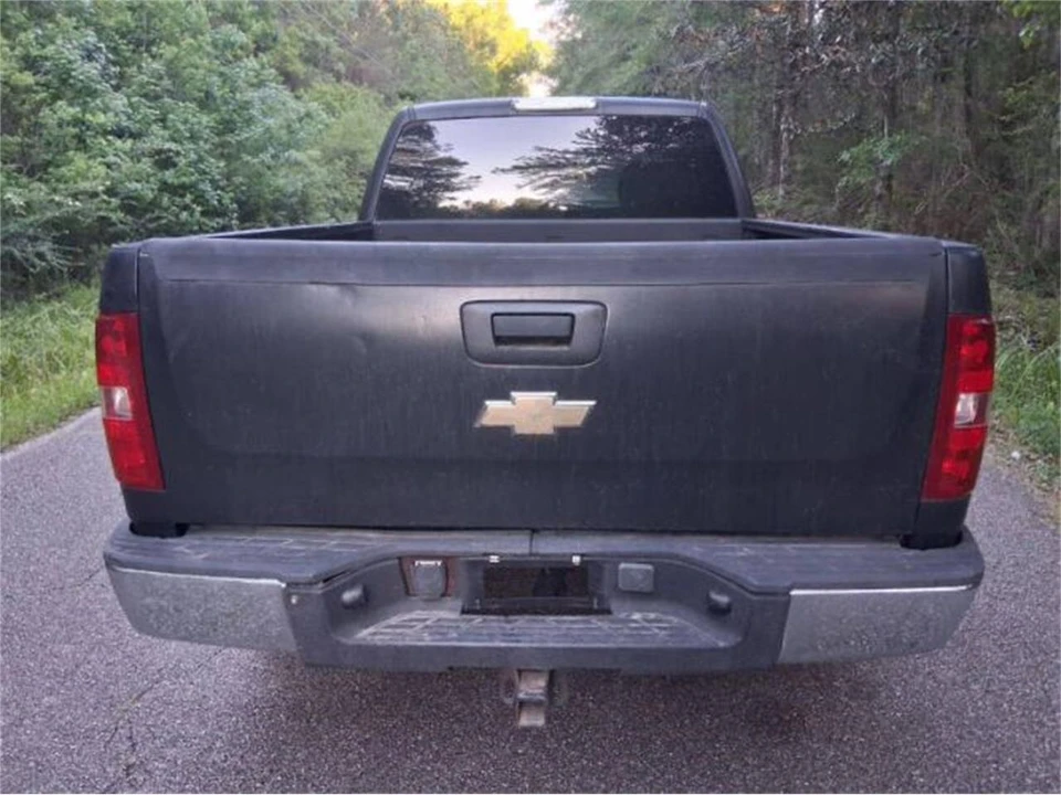 2007 Chevrolet Silverado - Image 2 of 9