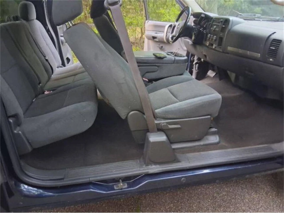 2007 Chevrolet Silverado - Image 4 of 9