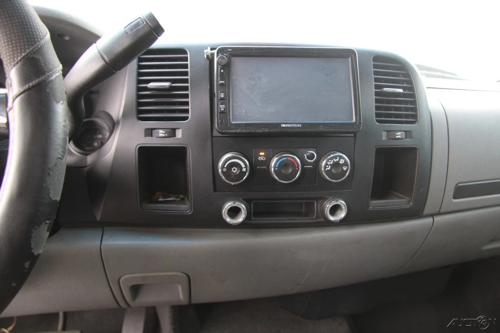 2007 Chevrolet Silverado - Image 17 of 21
