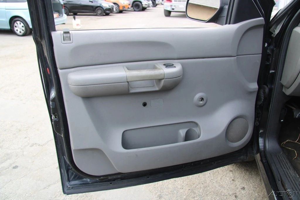 2007 Chevrolet Silverado - Image 12 of 21