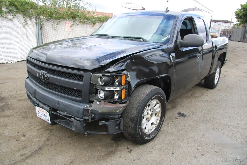 2007 Chevrolet Silverado - Image 2 of 21