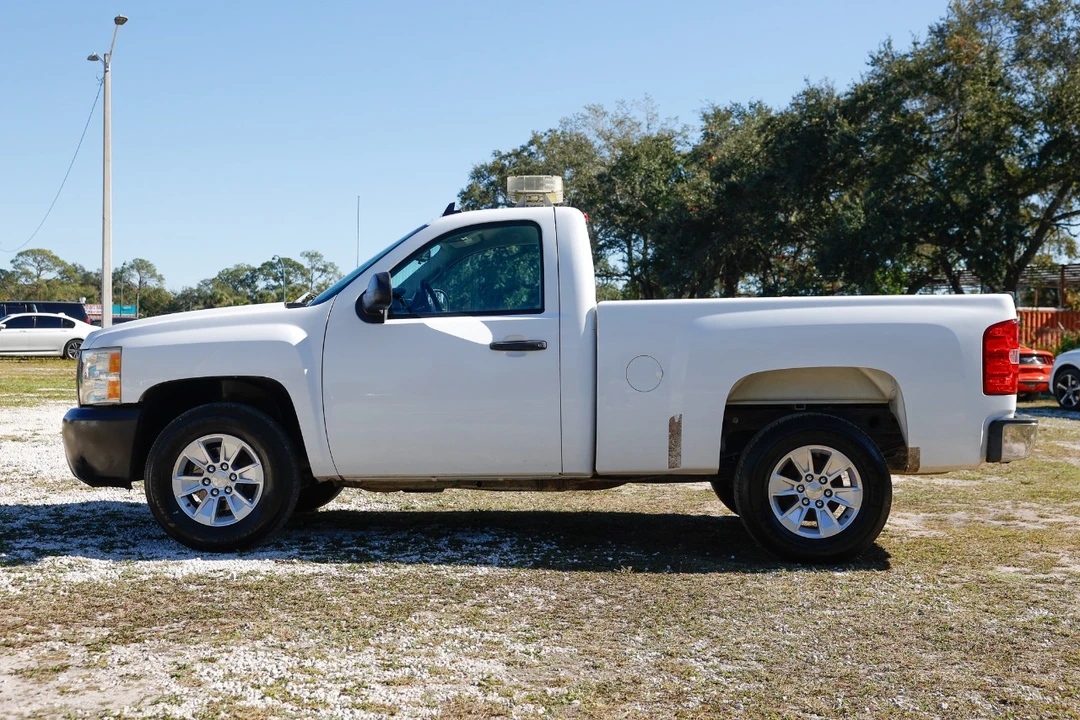2007 Chevrolet Silverado 1st Gen - Image 3 of 12