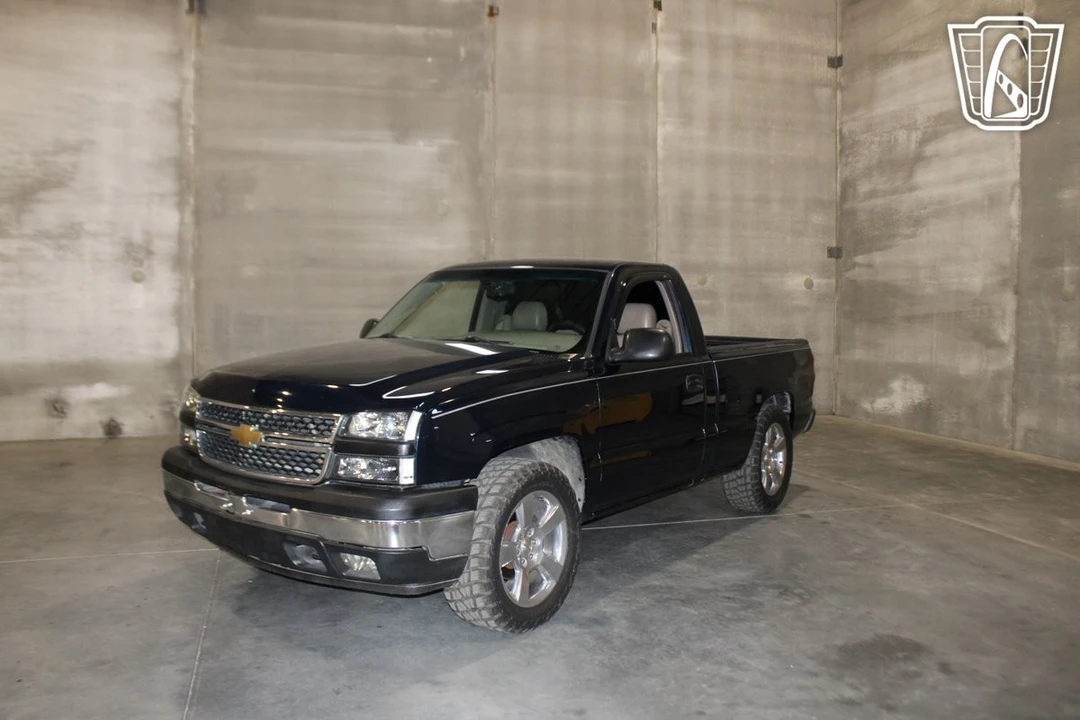 2007 Chevrolet Silverado 1st Gen - Image 3 of 12
