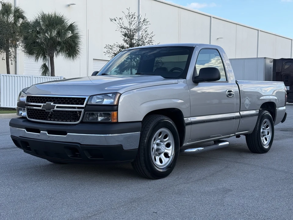 2007 Chevrolet Silverado 1st Gen - Image 5 of 21