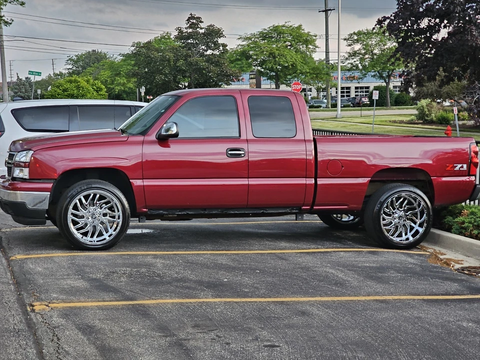 2007 Chevrolet Silverado 1st Gen - Image 3 of 9