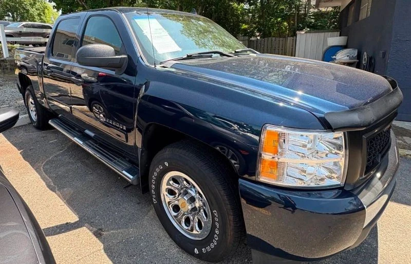 2007 Chevrolet Silverado 2nd Gen - Image 2 of 4
