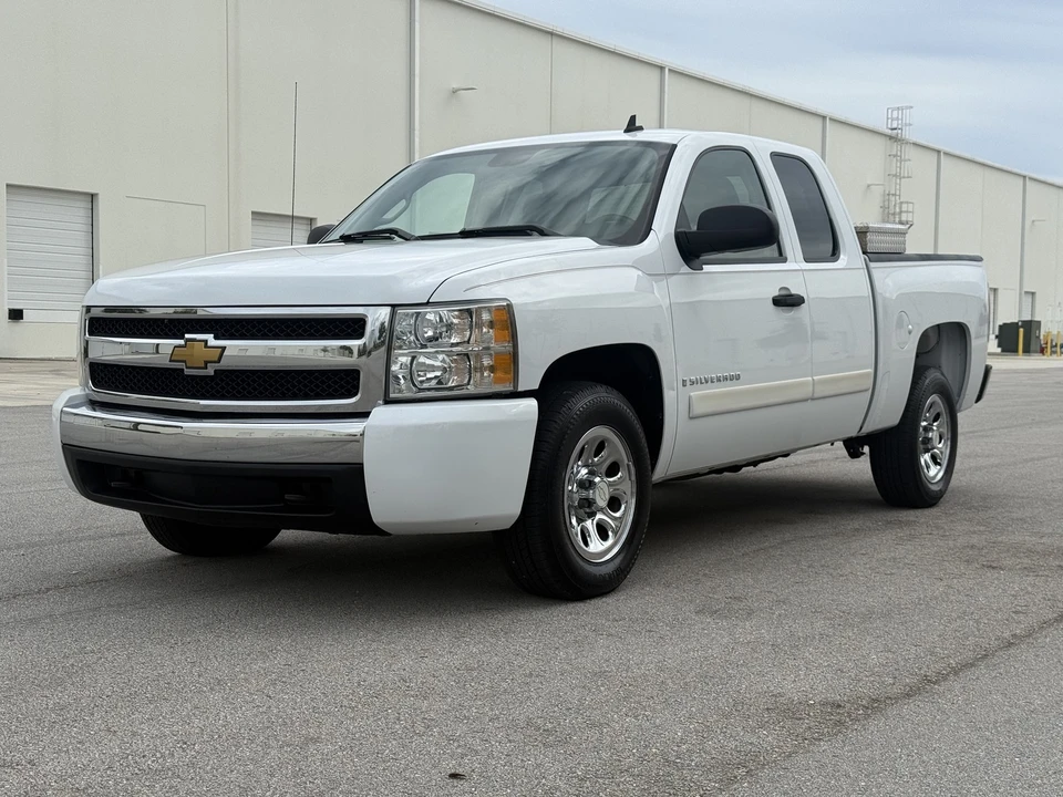 2007 Chevrolet Silverado 2nd Gen - Image 5 of 21