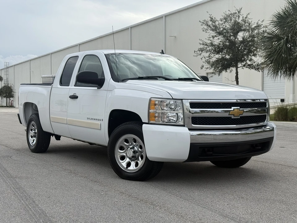 2007 Chevrolet Silverado 2nd Gen - Image 3 of 21