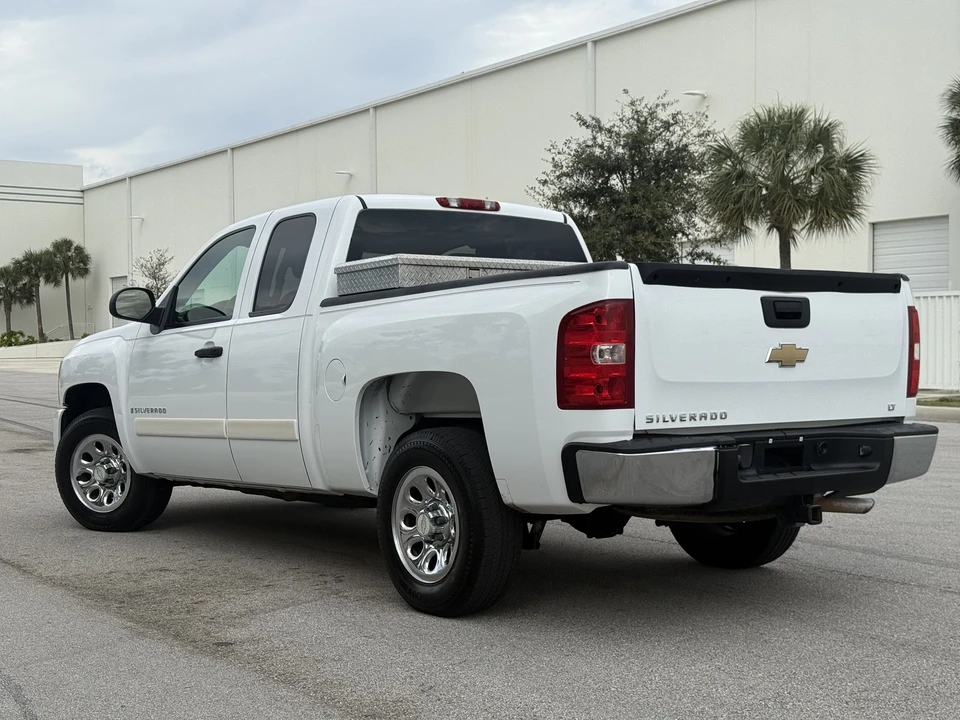 2007 Chevrolet Silverado 2nd Gen - Image 4 of 21