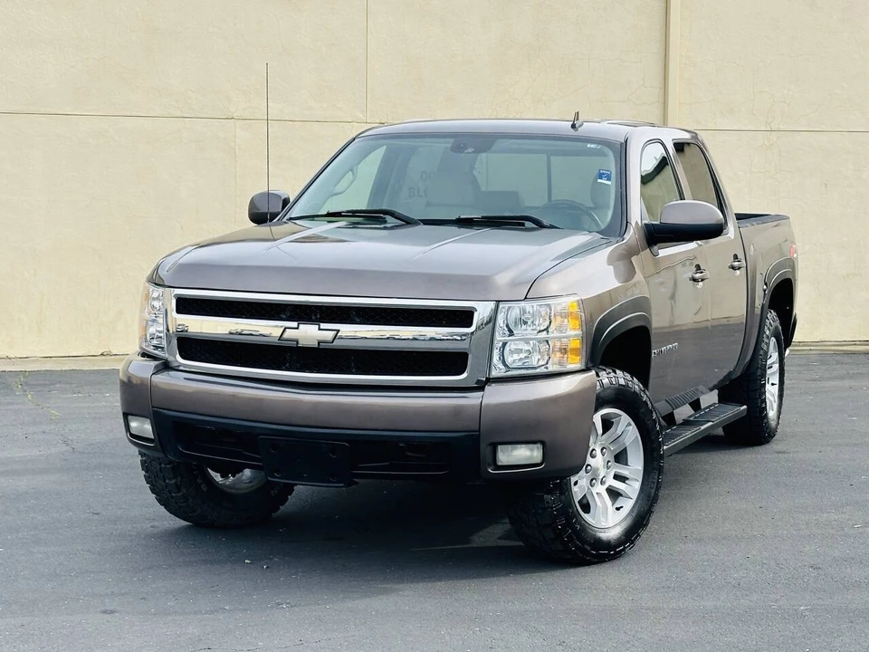 2007 Chevrolet Silverado 2nd Gen - Image 3 of 16