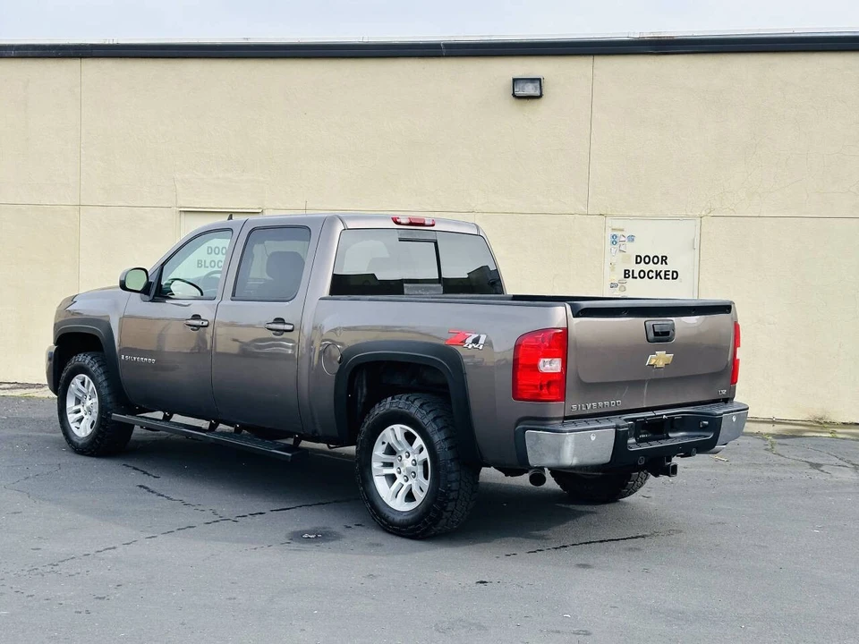 2007 Chevrolet Silverado 2nd Gen - Image 8 of 16