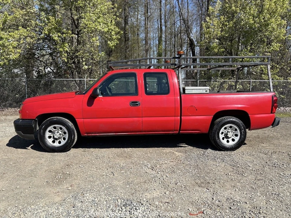2007 Chevrolet Silverado 2nd Gen - Image 5 of 12
