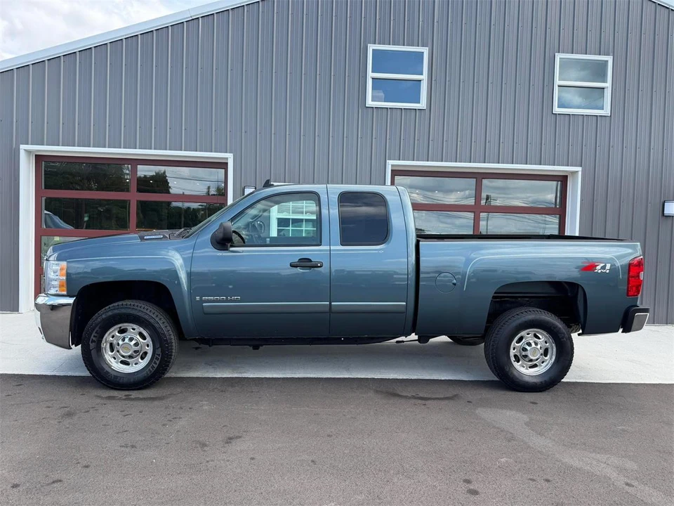 2007 Chevrolet Silverado 1st Gen - Image 3 of 31