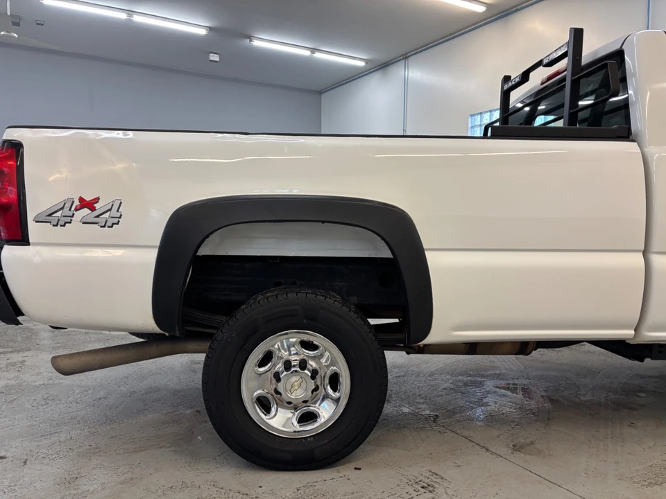 2007 Chevrolet Silverado Heavy Duty 1st Gen - Image 15 of 21
