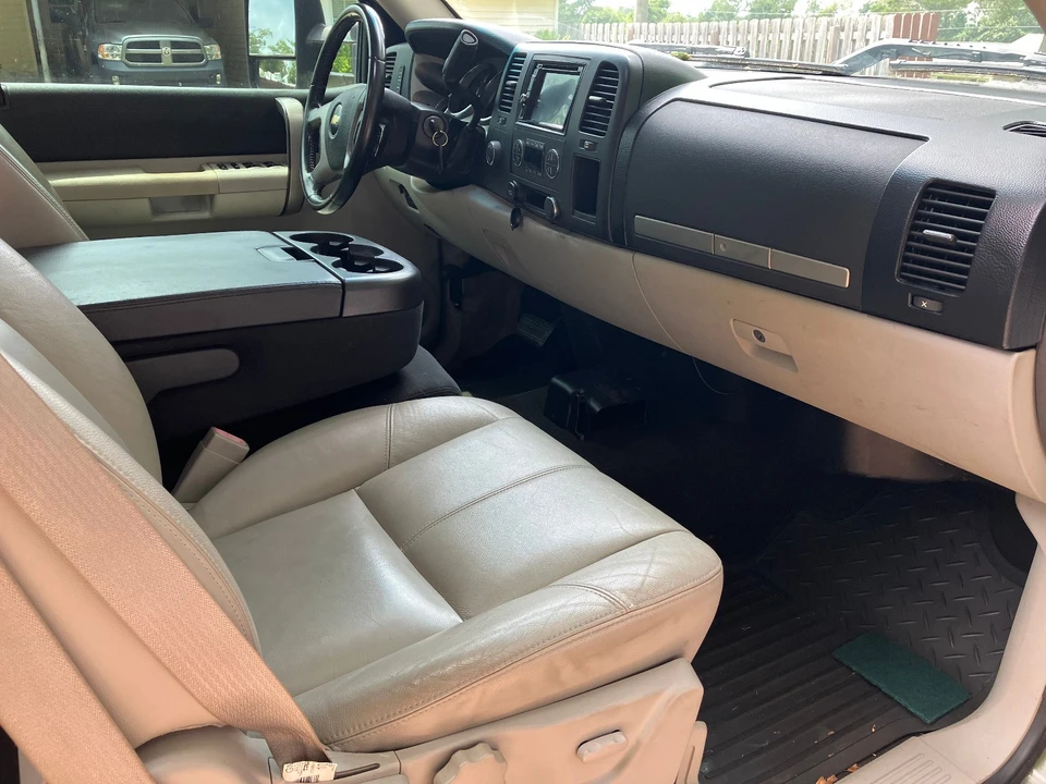 2007 Chevrolet Silverado Heavy Duty 2nd Gen - Image 12 of 16
