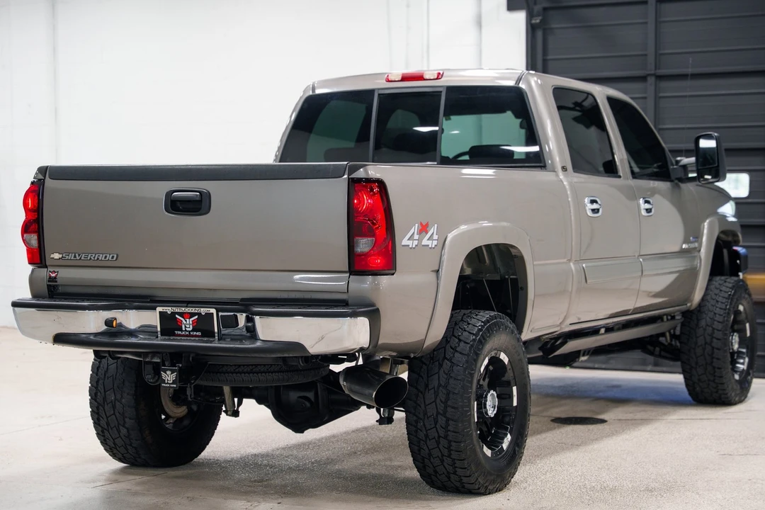 2007 Chevrolet Silverado Heavy Duty 1st Gen - Image 14 of 31