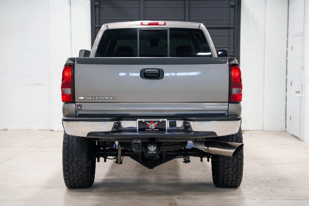 2007 Chevrolet Silverado Heavy Duty 1st Gen - Image 11 of 31