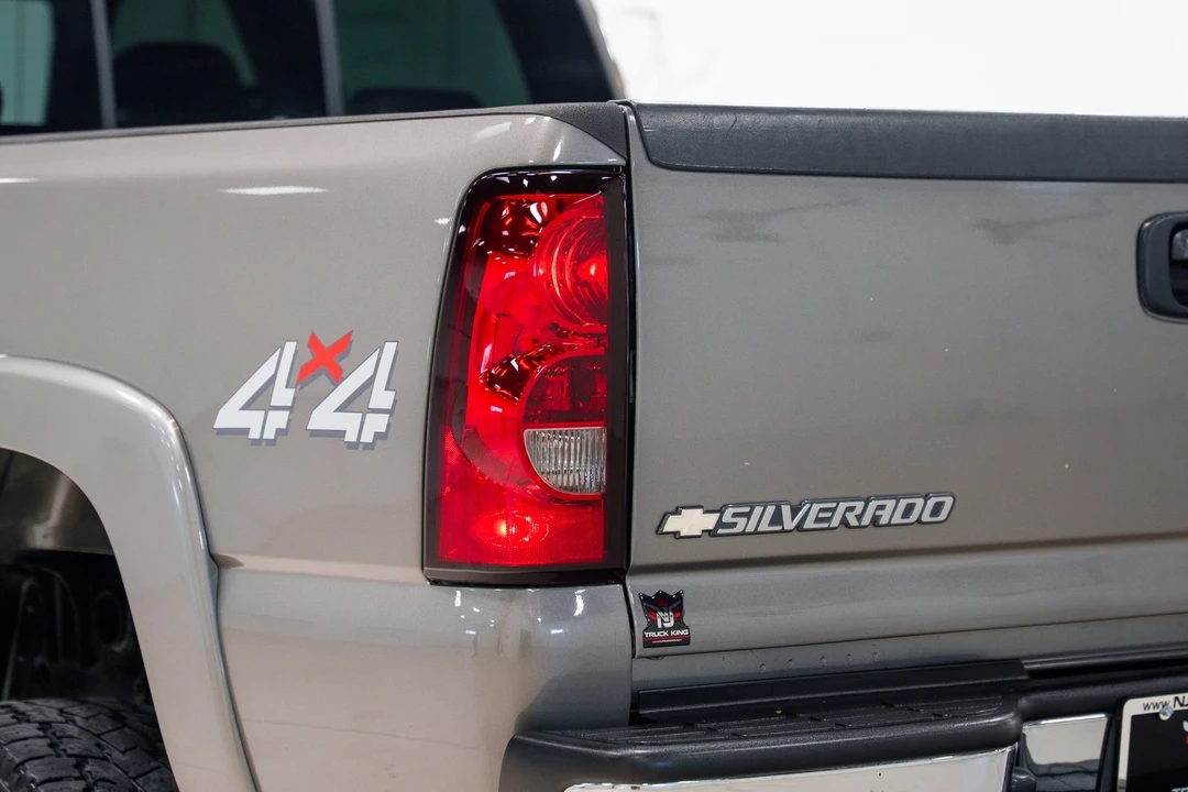 2007 Chevrolet Silverado Heavy Duty 1st Gen - Image 24 of 31