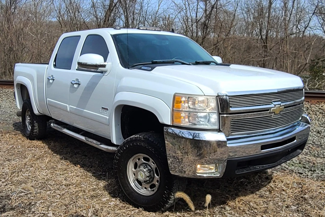 2007 Chevrolet Silverado Heavy Duty 1st Gen - Image 2 of 31