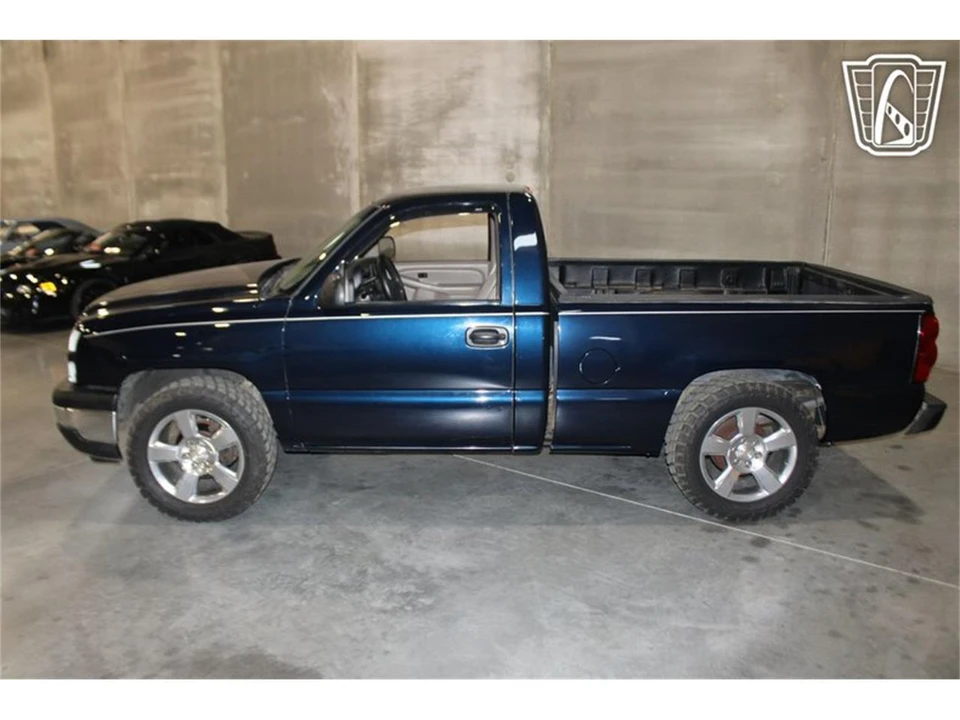 2007 Chevrolet Silverado - Image 11 of 31