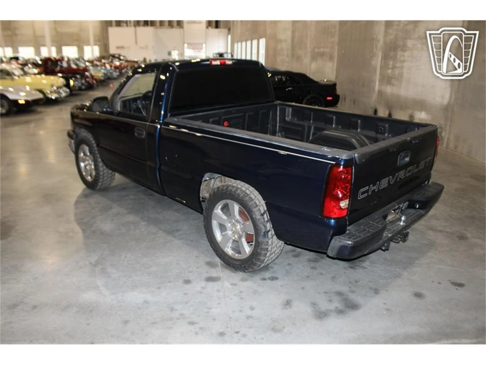 2007 Chevrolet Silverado - Image 12 of 31